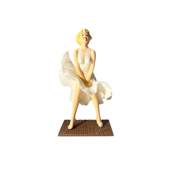 Hallmark Other - Christmas Ornament Marilyn Monroe‎ Hallmark Keepsake Collector Series 1998